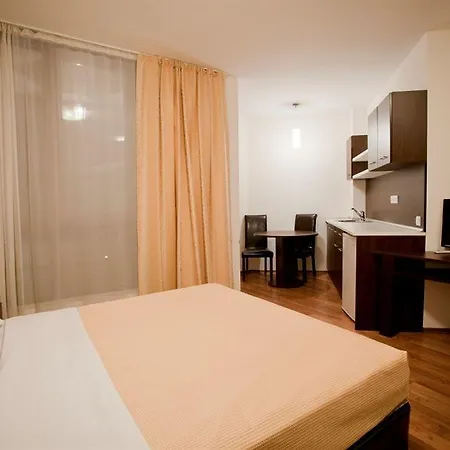 Camelot Hotel